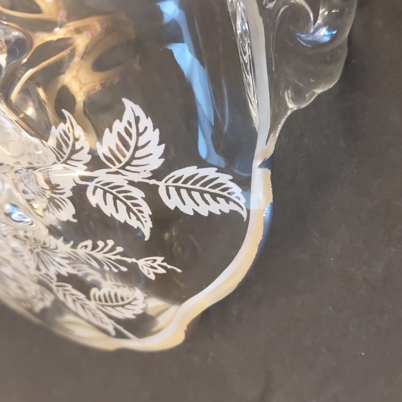 VTG Silver City Silver Floral Overlay Rolled Edge Dish MCM - Picture 4 of 5